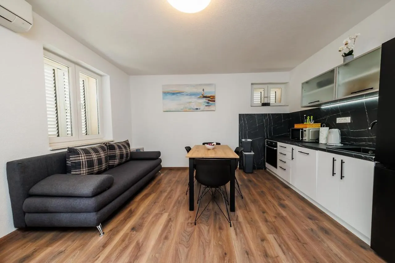Apartman Ope Apartment Kastela 0*,  Croatia