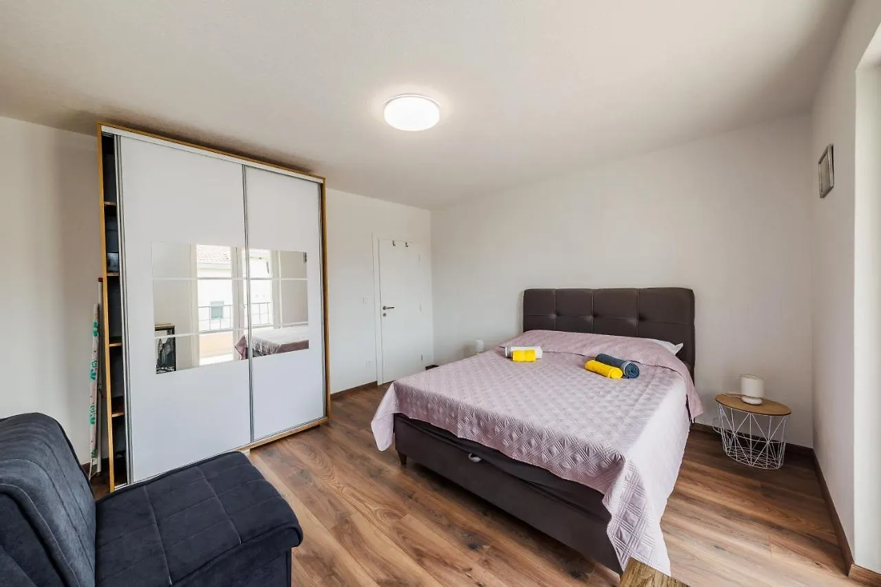 Apartman Ope Apartment Kastela