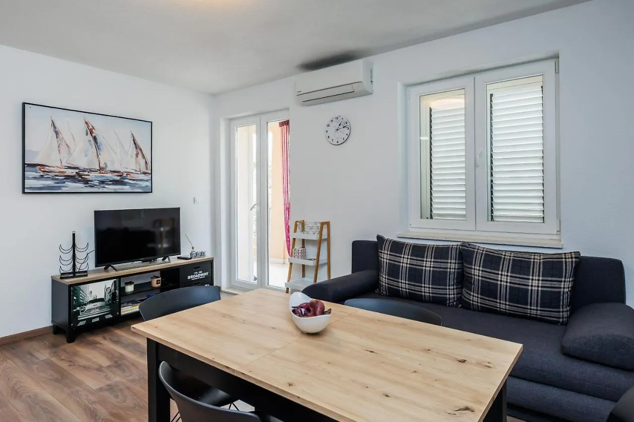 Apartman Ope Apartment Kastela