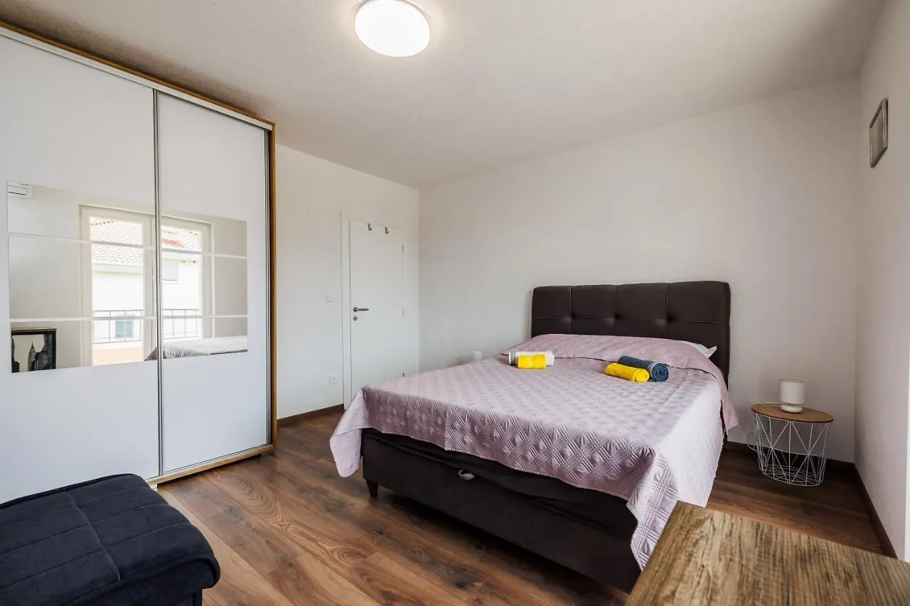 Apartman Ope Apartment Kastela