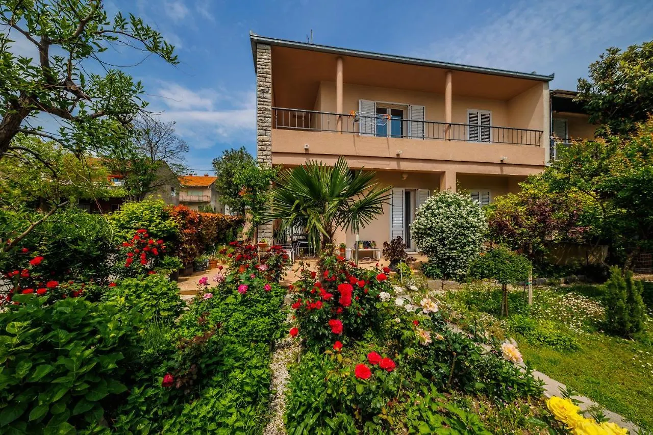 Apartman Ope Apartment Kastela 0*,  Croatia